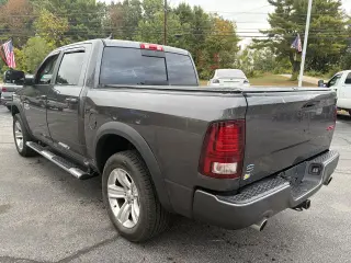 2018 RAM 1500 Sport Crew Cab SWB 4WD