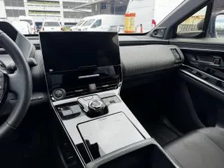 2023 Toyota BZ4X Limited AWD (Natl)