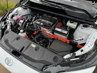 2023 Toyota BZ4X Limited AWD (Natl)