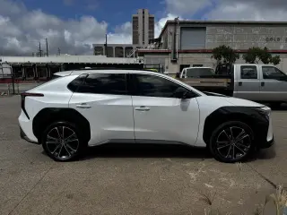 2023 Toyota BZ4X Limited AWD (Natl)
