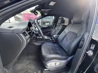 2015 Porsche Macan AWD 4dr S