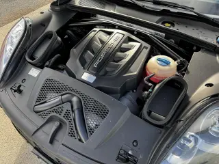 2015 Porsche Macan AWD 4dr S