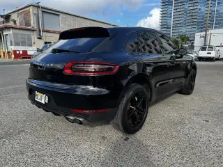 2015 Porsche Macan AWD 4dr S