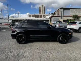 2015 Porsche Macan AWD 4dr S