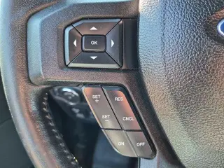 Ford F-150 2018 4x4 XLT 4dr SuperCrew 5.5 ft. SB