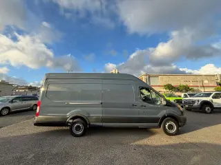 2019 Ford Transit Van T-250 148" EL Hi Rf 9000 GVWR Sliding RH Dr