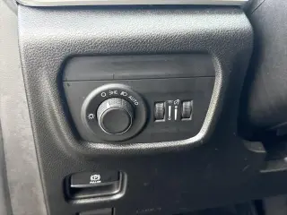 Jeep Gran Cherokee L 2022 4x4 Altitude 4p SUV