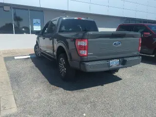 Ford F-150 2021 4x4 XL 4dr SuperCrew 5.5 ft. SB