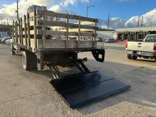 2022 Ford Super Duty F-550 DRW XLT 4WD Reg Cab 145" WB 60" CA