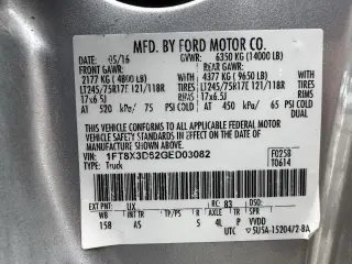 2016 Ford Super Duty F-350 DRW 4WD SuperCab 158" Lariat