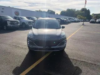 Ford Escape 2021 AWD Titanium 4dr SUV