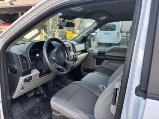 2019 Ford F-150 2WD SuperCab 145" XL
