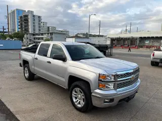 2014 Chevrolet Silverado 1500 4WD Crew Cab 143.5" LT w/1LT