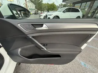 2019 Volkswagen e-Golf