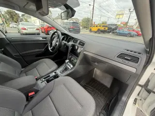 2019 Volkswagen e-Golf