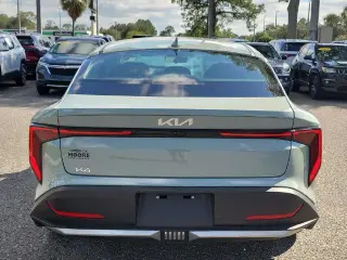 Kia K4 2025 EX 4dr Sedán
