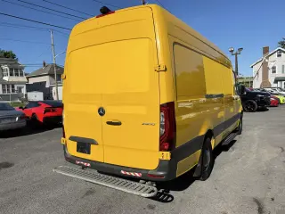 2021 Mercedes-Benz Sprinter Cargo Van