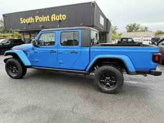 2023 Jeep Gladiator