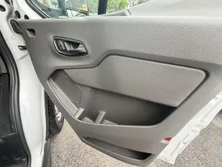2023 Ford Transit Cargo Van