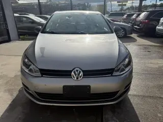 2016 Volkswagen Golf TSI S 6A