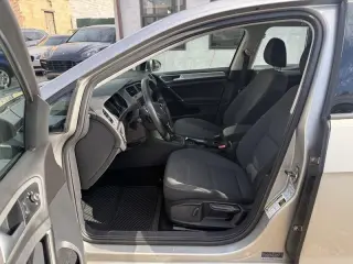 2016 Volkswagen Golf TSI S 6A