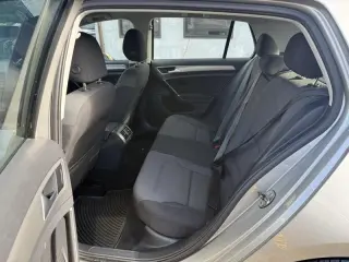 2016 Volkswagen Golf TSI S 6A