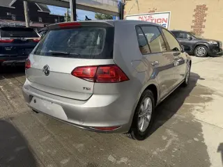 2016 Volkswagen Golf TSI S 6A