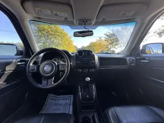 Jeep Patriot 2015 4x4 Latitude 4-puerta SUV