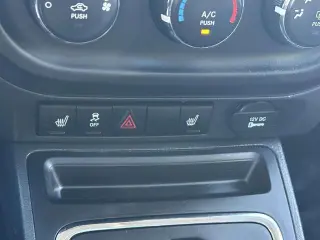 Jeep Patriot 2015 4x4 Latitude 4-puerta SUV