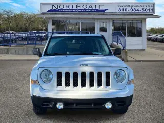 Jeep Patriot 2015 4x4 Latitude 4-puerta SUV