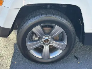 Jeep Patriot 2015 4x4 Latitude 4-puerta SUV