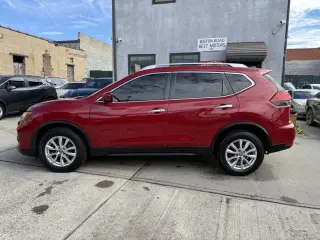 2017 Nissan Rogue SV AWD