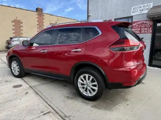 2017 Nissan Rogue SV AWD