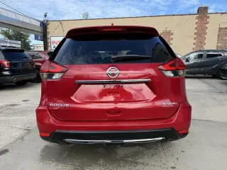 2017 Nissan Rogue SV AWD