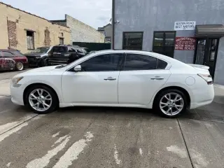 2013 Nissan Maxima SV