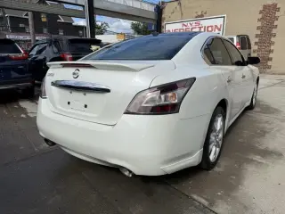 2013 Nissan Maxima SV
