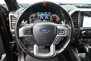 Ford F-150 2019 4x4 Raptor 4p SuperCab 5.5 ft. CA con techo solar de panel doble, paquete de tecnología Raptor, 17 ruedas de aluminio forjado compatibles con llantas de bloqueo, escalón de portón con asistencia de elevación de portón, paquete de lujo Grup
