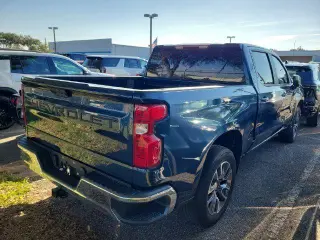 Chevrolet Silverado 1500 2023 4x4 LT 4dr Crew Cab 5.8 ft. SB w/2FL