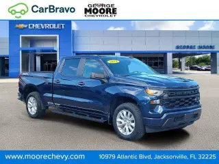 Chevrolet Silverado 1500 2023 4x4 Custom 4dr Crew Cab 5.8 ft. SB