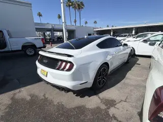 Ford Mustang 2021 GT 2dr Fastback