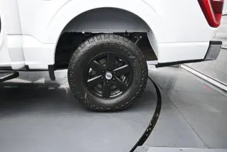 Ford F-150 2022 4x4 XLT 4p SuperCrew 5.5 ft. CB