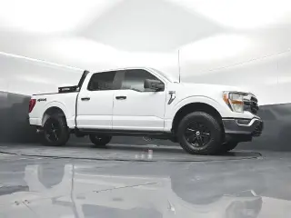 Ford F-150 2022 4x4 XLT 4p SuperCrew 5.5 ft. CB