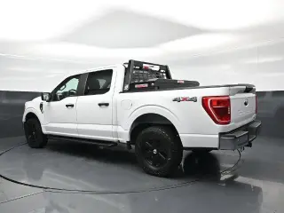 Ford F-150 2022 4x4 XLT 4p SuperCrew 5.5 ft. CB