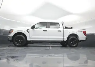 Ford F-150 2022 4x4 XLT 4p SuperCrew 5.5 ft. CB