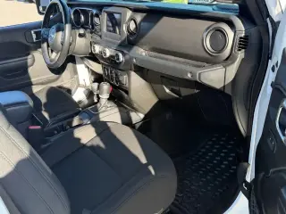Jeep Gladiator 2021 4x4 Sport 4dr Crew Cab 5.0 ft. SB