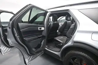 Ford Explorer 2023 AWD ST 4dr SUV