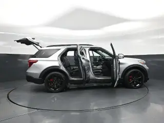 Ford Explorer 2023 AWD ST 4dr SUV