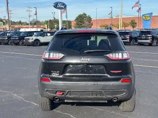 Jeep Cherokee 2022 4x4 Trailhawk 4dr SUV