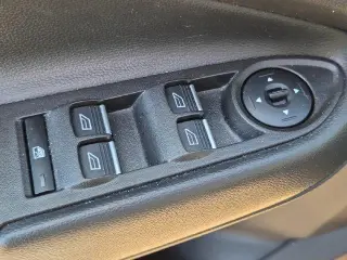 Ford Escape 2019 AWD Titanium 4p SUV