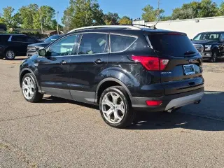 Ford Escape 2019 AWD Titanium 4p SUV